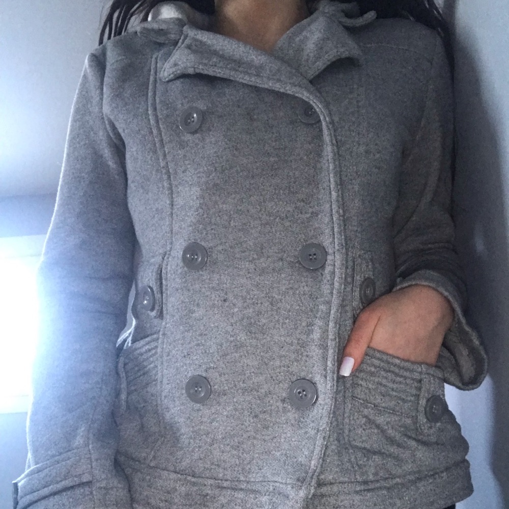 Perfect fall-time sweater/coat